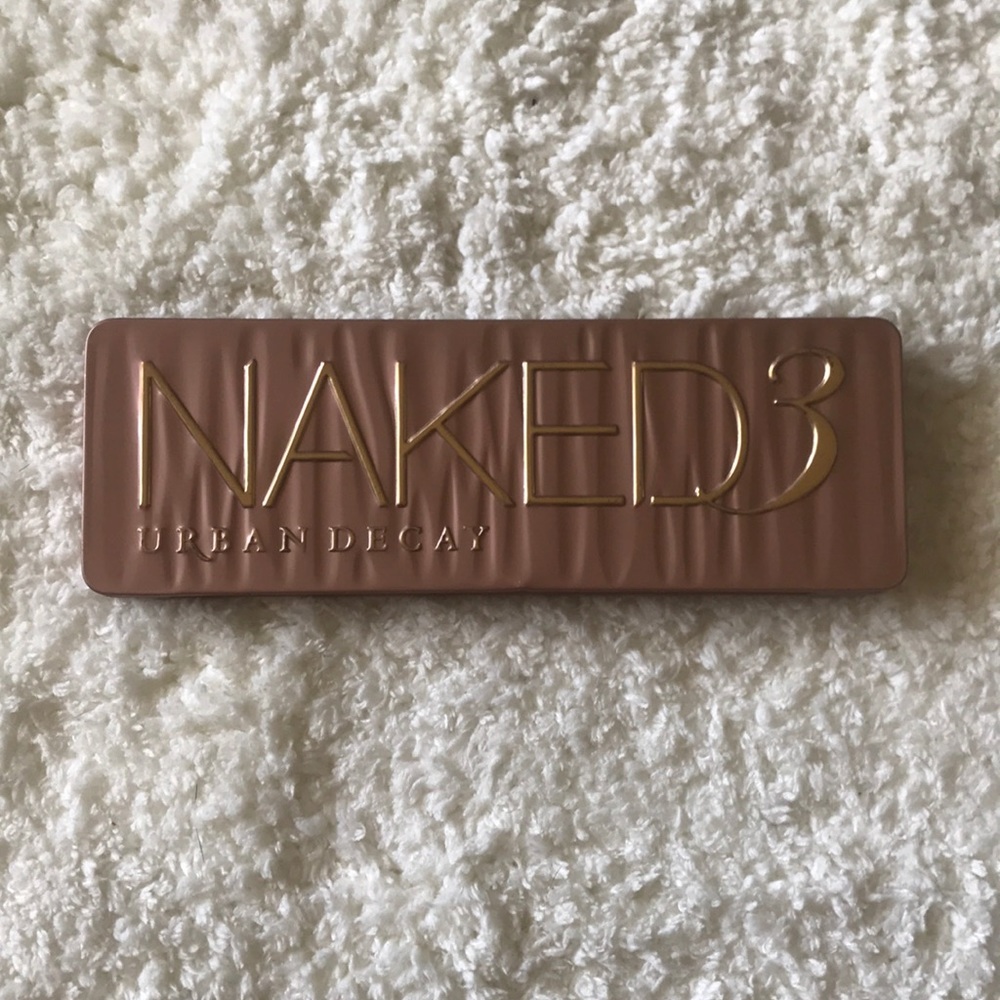 🌸 Urban Decay Naked 3 Palette 🌸